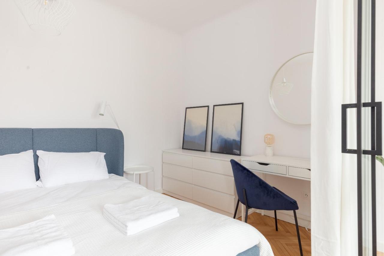 Designer Apartment In The Central Varşova Dış mekan fotoğraf