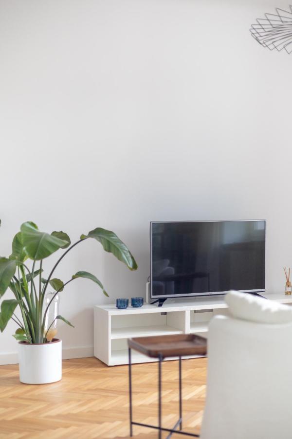 Designer Apartment In The Central Varşova Dış mekan fotoğraf